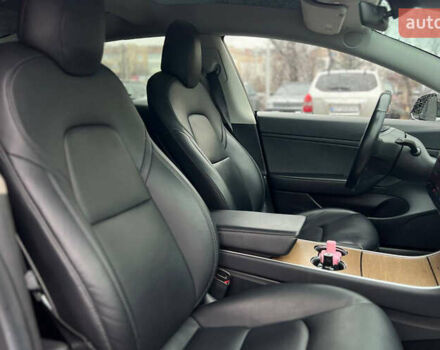 Черный Тесла Модель 3, объемом двигателя 0 л и пробегом 95 тыс. км за 16800 $, фото 20 на Automoto.ua