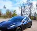 Черный Тесла Модель 3, объемом двигателя 0.22 л и пробегом 170 тыс. км за 18000 $, фото 1 на Automoto.ua