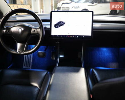Чорний Тесла Модель 3, об'ємом двигуна 0 л та пробігом 163 тис. км за 15600 $, фото 45 на Automoto.ua