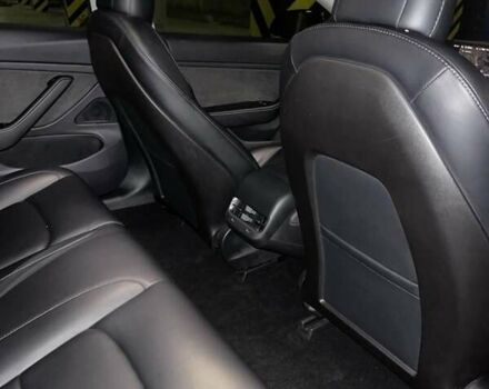 Черный Тесла Модель 3, объемом двигателя 0 л и пробегом 90 тыс. км за 18500 $, фото 25 на Automoto.ua