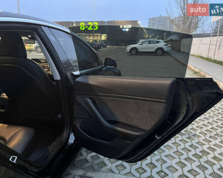 Черный Тесла Модель 3, объемом двигателя 0 л и пробегом 77 тыс. км за 20000 $, фото 7 на Automoto.ua