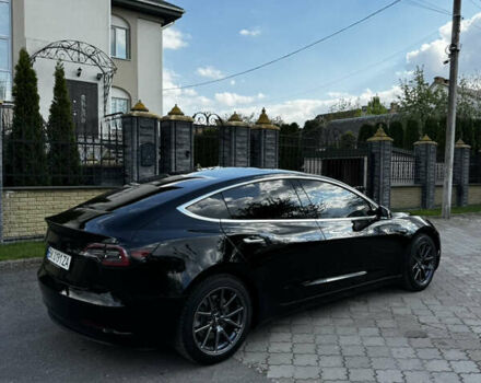 Чорний Тесла Модель 3, об'ємом двигуна 0 л та пробігом 135 тис. км за 21900 $, фото 45 на Automoto.ua