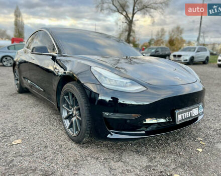 Чорний Тесла Модель 3, об'ємом двигуна 0 л та пробігом 201 тис. км за 14300 $, фото 34 на Automoto.ua