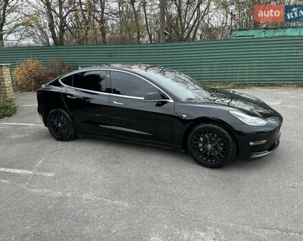 Чорний Тесла Модель 3, об'ємом двигуна 0 л та пробігом 98 тис. км за 16600 $, фото 14 на Automoto.ua