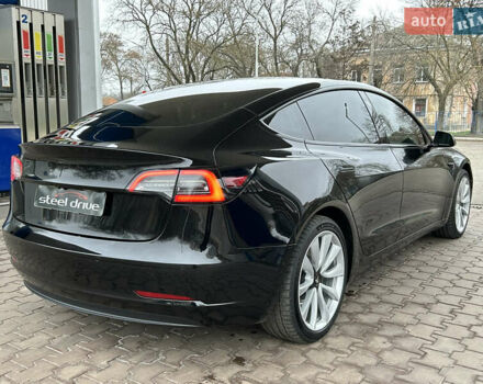 Черный Тесла Модель 3, объемом двигателя 0 л и пробегом 85 тыс. км за 19999 $, фото 3 на Automoto.ua