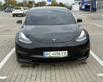 Чорний Тесла Модель 3, об'ємом двигуна 0 л та пробігом 151 тис. км за 16500 $, фото 1 на Automoto.ua