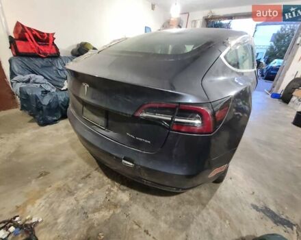 Черный Тесла Модель 3, объемом двигателя 0 л и пробегом 138 тыс. км за 8999 $, фото 2 на Automoto.ua