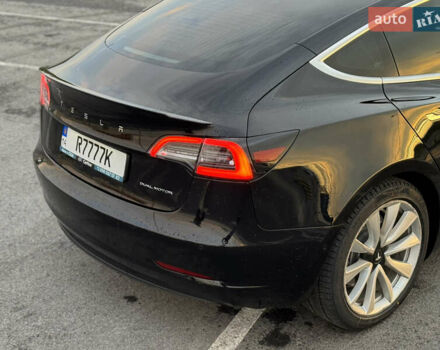 Черный Тесла Модель 3, объемом двигателя 0 л и пробегом 98 тыс. км за 17900 $, фото 4 на Automoto.ua