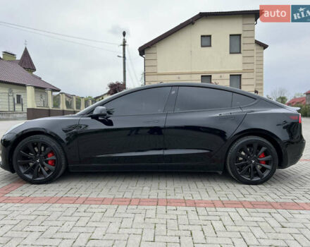 Чорний Тесла Модель 3, об'ємом двигуна 0 л та пробігом 95 тис. км за 17950 $, фото 2 на Automoto.ua
