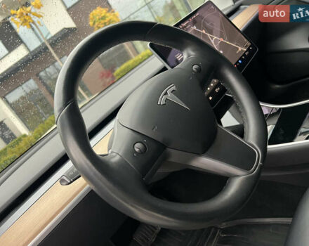 Черный Тесла Модель 3, объемом двигателя 0 л и пробегом 93 тыс. км за 15600 $, фото 36 на Automoto.ua