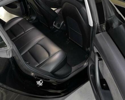 Черный Тесла Модель 3, объемом двигателя 0 л и пробегом 90 тыс. км за 18500 $, фото 5 на Automoto.ua