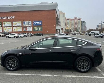 Тесла Модель 3 2019 у Ирпене на Automoto.ua Чорний Тесла Модель 3, об'ємом двигуна 0 л та пробігом 115 тис. км за 16000 $, фото 8 на Automoto.ua