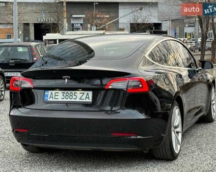 Чорний Тесла Модель 3, об'ємом двигуна 0 л та пробігом 150 тис. км за 15900 $, фото 6 на Automoto.ua