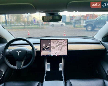 Чорний Тесла Модель 3, об'ємом двигуна 0 л та пробігом 201 тис. км за 14300 $, фото 19 на Automoto.ua