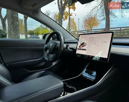 Черный Тесла Модель 3, объемом двигателя 0 л и пробегом 65 тыс. км за 25390 $, фото 22 на Automoto.ua
