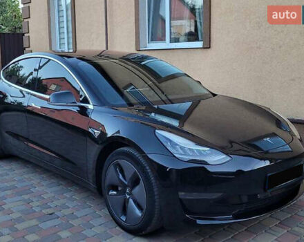Черный Тесла Модель 3, объемом двигателя 0 л и пробегом 129 тыс. км за 19500 $, фото 2 на Automoto.ua