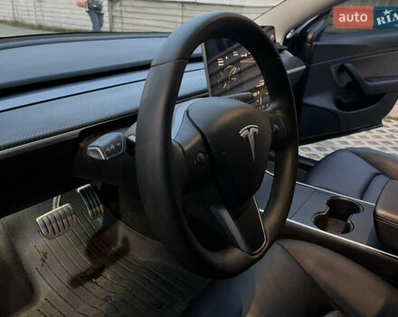 Черный Тесла Модель 3, объемом двигателя 0 л и пробегом 77 тыс. км за 20000 $, фото 63 на Automoto.ua