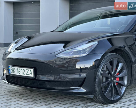 Черный Тесла Модель 3, объемом двигателя 0 л и пробегом 121 тыс. км за 19400 $, фото 11 на Automoto.ua