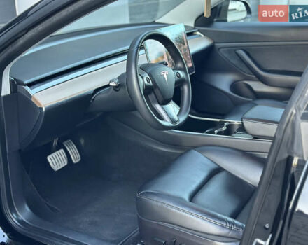 Черный Тесла Модель 3, объемом двигателя 0 л и пробегом 121 тыс. км за 19400 $, фото 55 на Automoto.ua