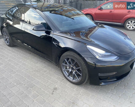 Тесла Модель 3 2019 у Львові на Automoto.ua Чорний Тесла Модель 3, об'ємом двигуна 0 л та пробігом 107 тис. км за 23900 $, фото 7 на Automoto.ua