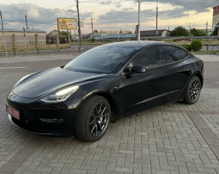 Чорний Тесла Модель 3, об'ємом двигуна 0 л та пробігом 83 тис. км за 16300 $, фото 11 на Automoto.ua