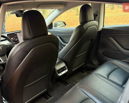 Черный Тесла Модель 3, объемом двигателя 0 л и пробегом 120 тыс. км за 18999 $, фото 10 на Automoto.ua