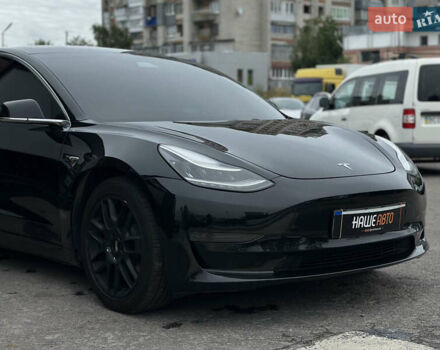 Черный Тесла Модель 3, объемом двигателя 0 л и пробегом 63 тыс. км за 17700 $, фото 11 на Automoto.ua