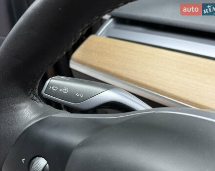 Черный Тесла Модель 3, объемом двигателя 0 л и пробегом 209 тыс. км за 17900 $, фото 88 на Automoto.ua