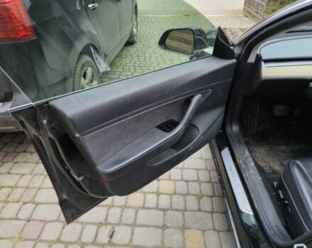 Чорний Тесла Модель 3, об'ємом двигуна 0 л та пробігом 140 тис. км за 345 $, фото 2 на Automoto.ua