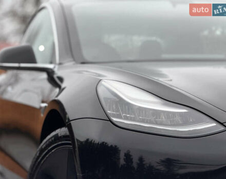 Черный Тесла Модель 3, объемом двигателя 0 л и пробегом 97 тыс. км за 14600 $, фото 12 на Automoto.ua