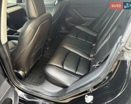 Черный Тесла Модель 3, объемом двигателя 0 л и пробегом 100 тыс. км за 22300 $, фото 6 на Automoto.ua