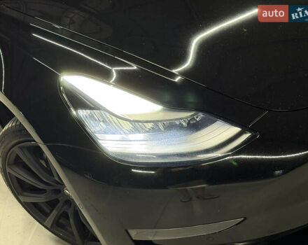 Черный Тесла Модель 3, объемом двигателя 0 л и пробегом 209 тыс. км за 17900 $, фото 4 на Automoto.ua