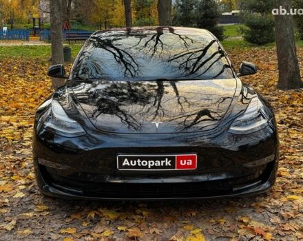 Черный Тесла Модель 3, объемом двигателя 0 л и пробегом 65 тыс. км за 25390 $, фото 1 на Automoto.ua