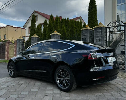 Чорний Тесла Модель 3, об'ємом двигуна 0 л та пробігом 135 тис. км за 21900 $, фото 48 на Automoto.ua