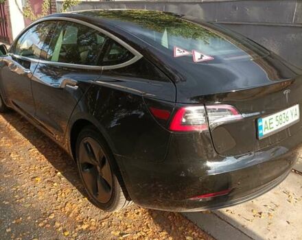 Черный Тесла Модель 3, объемом двигателя 0 л и пробегом 260 тыс. км за 13800 $, фото 5 на Automoto.ua