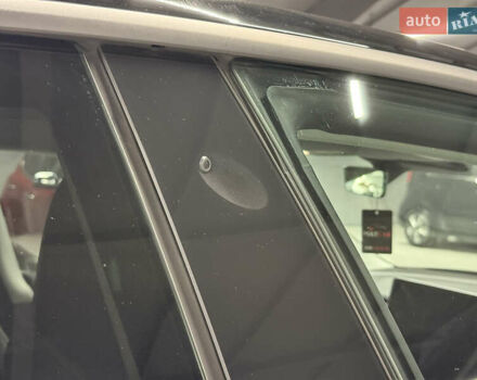 Черный Тесла Модель 3, объемом двигателя 0 л и пробегом 209 тыс. км за 17900 $, фото 63 на Automoto.ua