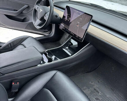 Чорний Тесла Модель 3, об'ємом двигуна 0 л та пробігом 74 тис. км за 19200 $, фото 9 на Automoto.ua