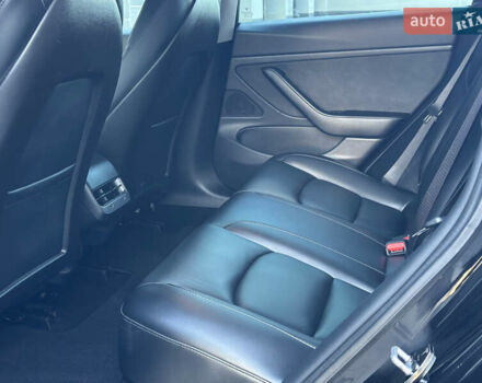 Черный Тесла Модель 3, объемом двигателя 0 л и пробегом 121 тыс. км за 19400 $, фото 58 на Automoto.ua