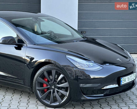 Черный Тесла Модель 3, объемом двигателя 0 л и пробегом 121 тыс. км за 19400 $, фото 17 на Automoto.ua