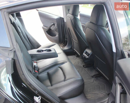 Черный Тесла Модель 3, объемом двигателя 0 л и пробегом 126 тыс. км за 15500 $, фото 15 на Automoto.ua