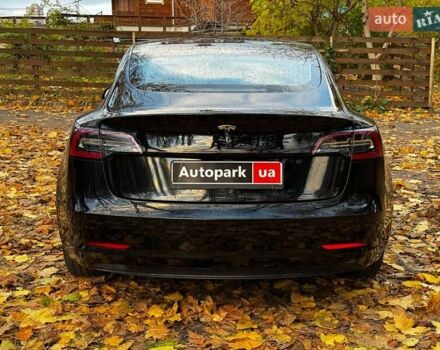 Черный Тесла Модель 3, объемом двигателя 0 л и пробегом 65 тыс. км за 25390 $, фото 6 на Automoto.ua