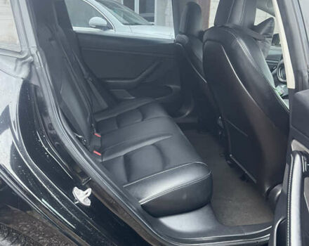 Чорний Тесла Модель 3, об'ємом двигуна 0 л та пробігом 140 тис. км за 13900 $, фото 8 на Automoto.ua