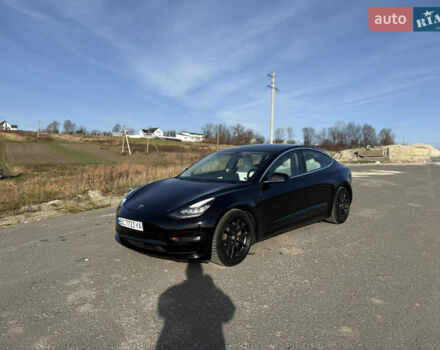 Чорний Тесла Модель 3, об'ємом двигуна 0 л та пробігом 39 тис. км за 17500 $, фото 3 на Automoto.ua