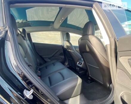 Чорний Тесла Модель 3, об'ємом двигуна 0 л та пробігом 61 тис. км за 24800 $, фото 54 на Automoto.ua