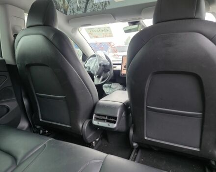 Черный Тесла Модель 3, объемом двигателя 0 л и пробегом 130 тыс. км за 303 $, фото 16 на Automoto.ua