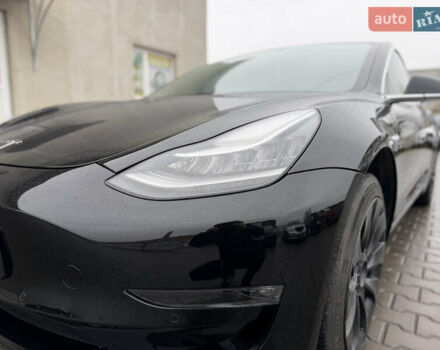 Чорний Тесла Модель 3, об'ємом двигуна 0 л та пробігом 81 тис. км за 15300 $, фото 10 на Automoto.ua