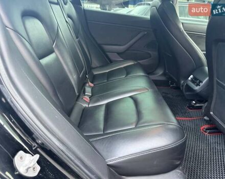 Чорний Тесла Модель 3, об'ємом двигуна 0 л та пробігом 150 тис. км за 15900 $, фото 8 на Automoto.ua