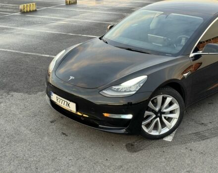 Черный Тесла Модель 3, объемом двигателя 0 л и пробегом 96 тыс. км за 17000 $, фото 1 на Automoto.ua