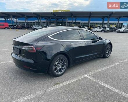 Черный Тесла Модель 3, объемом двигателя 0 л и пробегом 124 тыс. км за 18990 $, фото 7 на Automoto.ua