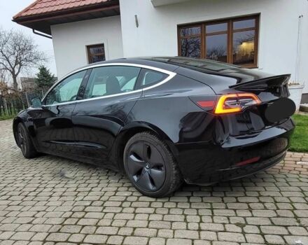 Черный Тесла Модель 3, объемом двигателя 0 л и пробегом 65 тыс. км за 334 $, фото 4 на Automoto.ua